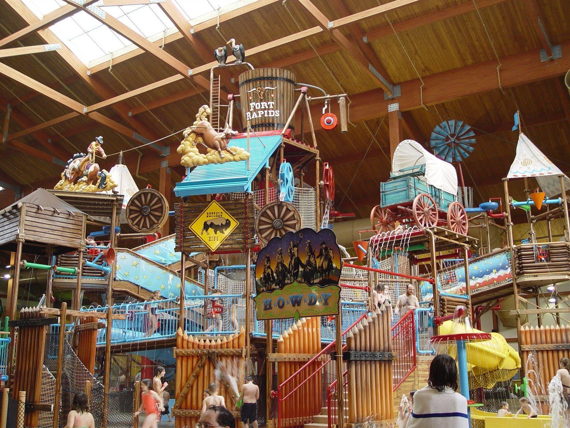 Fort Rapids Indoor Waterpark Resort Columbus Extérieur photo